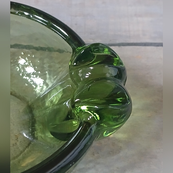 Vintage MCM Atomic Orb Ashtray Textured Glass Avocado Green Ashtray Bowl - Picture 7 of 12